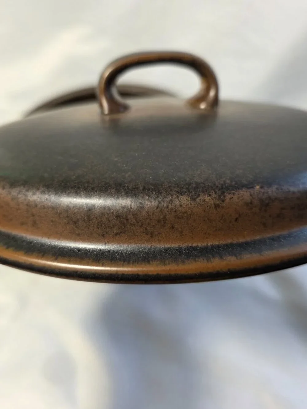 Arabia of Finland Rushka 1.5 Quart Covered Casserole Light & Dark Brown Spotted